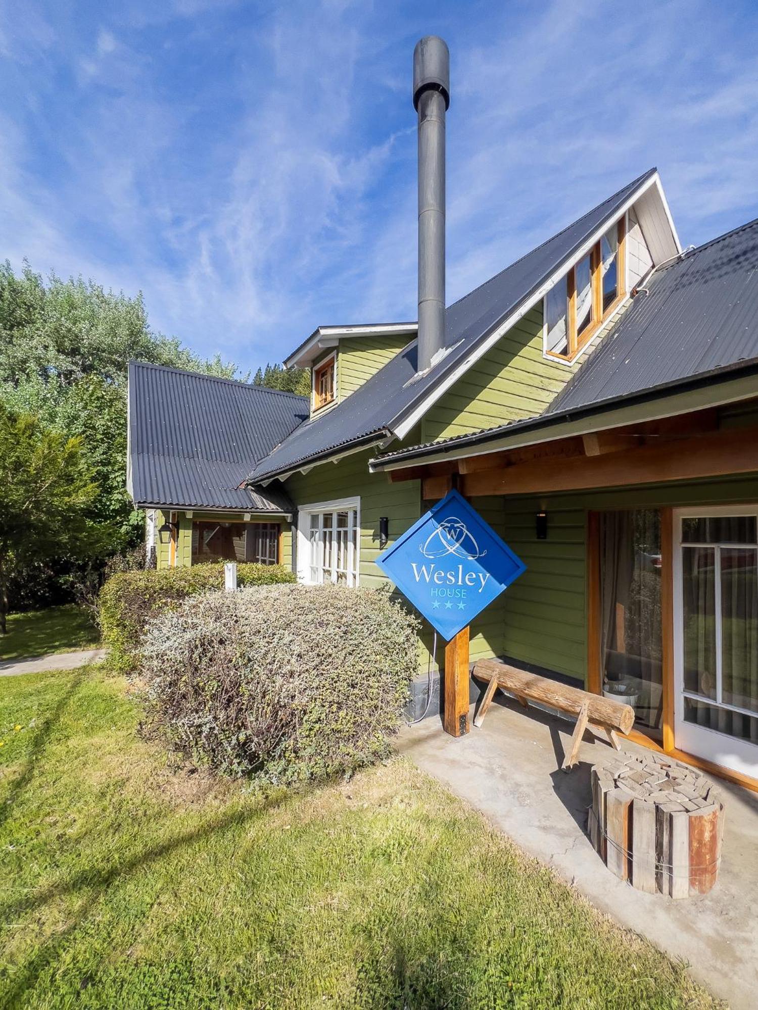 Wesley House Hosteria Boutique San Martín de los Andes 外观 照片