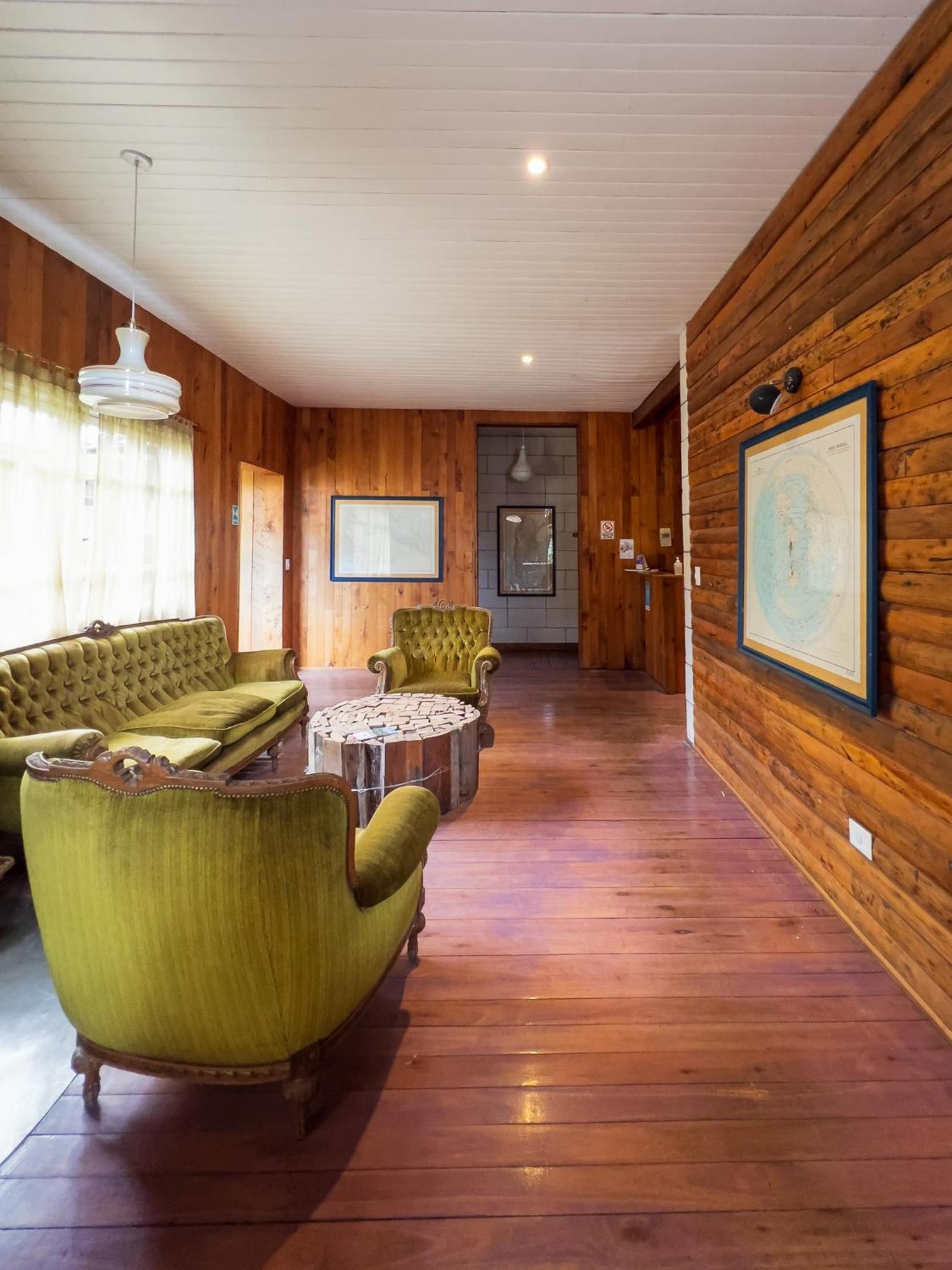 Wesley House Hosteria Boutique San Martín de los Andes 外观 照片